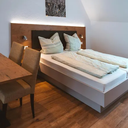 Hotell Ferienweingut Serwaziwein 2*