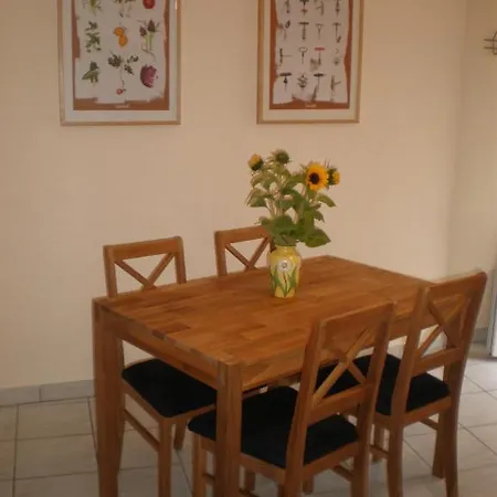 Ferienweingut Serwaziwein ميسينيش