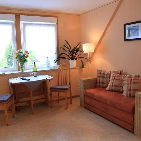 Otel Ferienweingut Serwaziwein