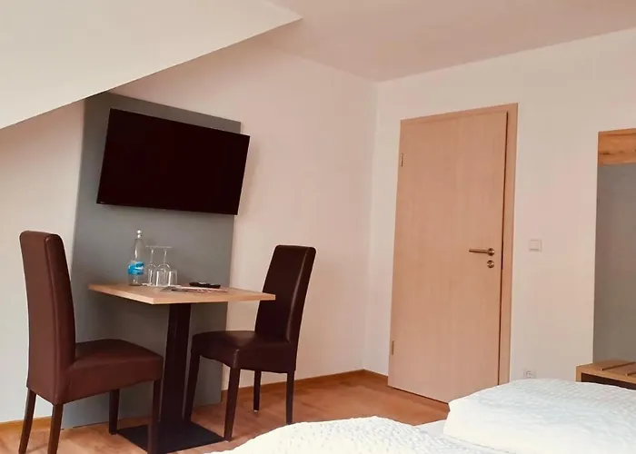 Hotell Ferienweingut Serwaziwein