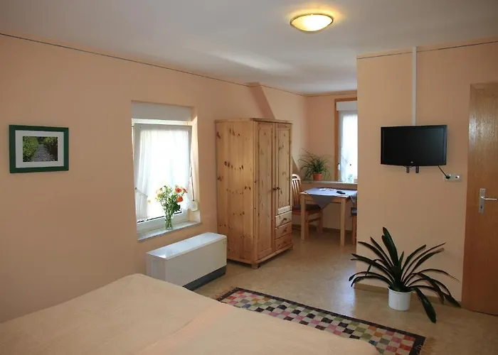 Ferienweingut Serwaziwein